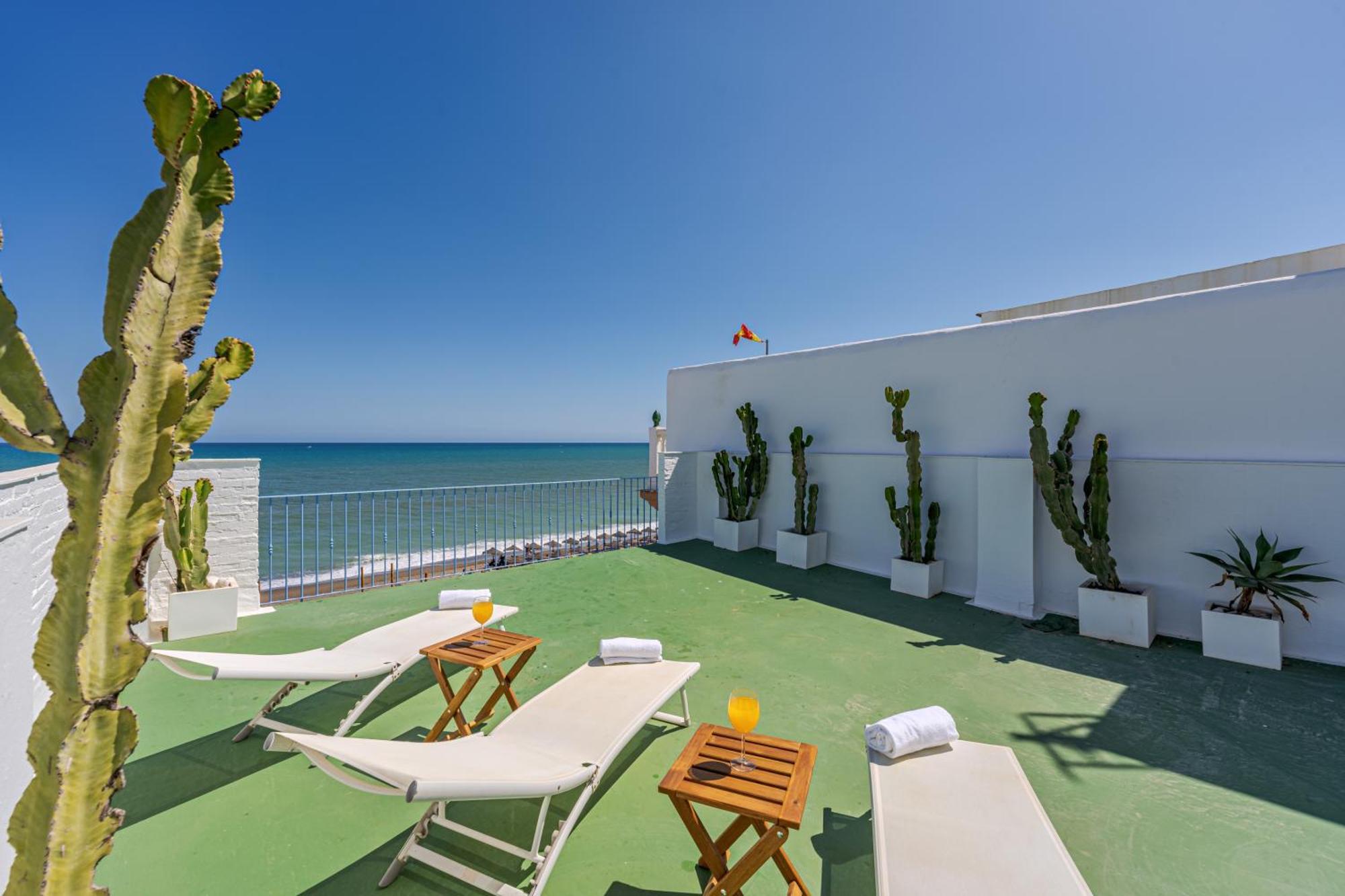 Sunset Malaga - Carihuela Beach & Sun Torremolinos Exterior photo