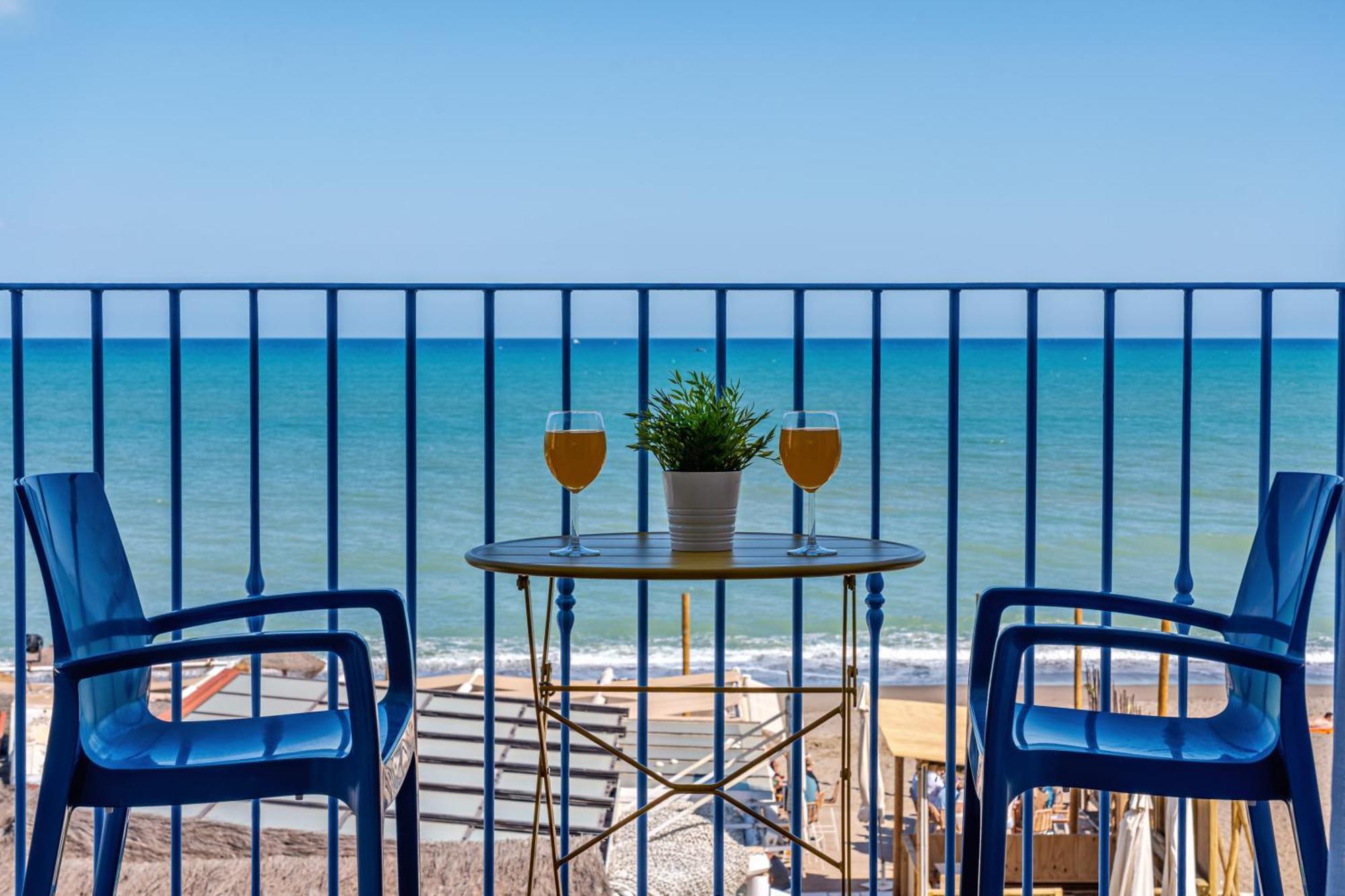 Sunset Malaga - Carihuela Beach & Sun Torremolinos Exterior photo